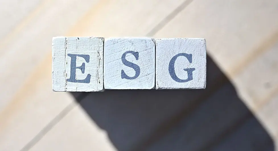 Esg: Shaping The Way We Invest - Lument Invest 977X532 2