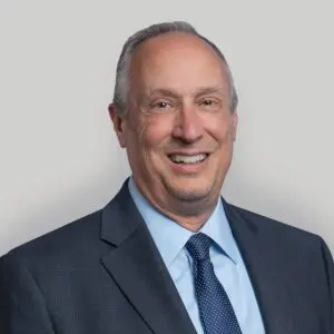 Kevin Mainelli, Lument