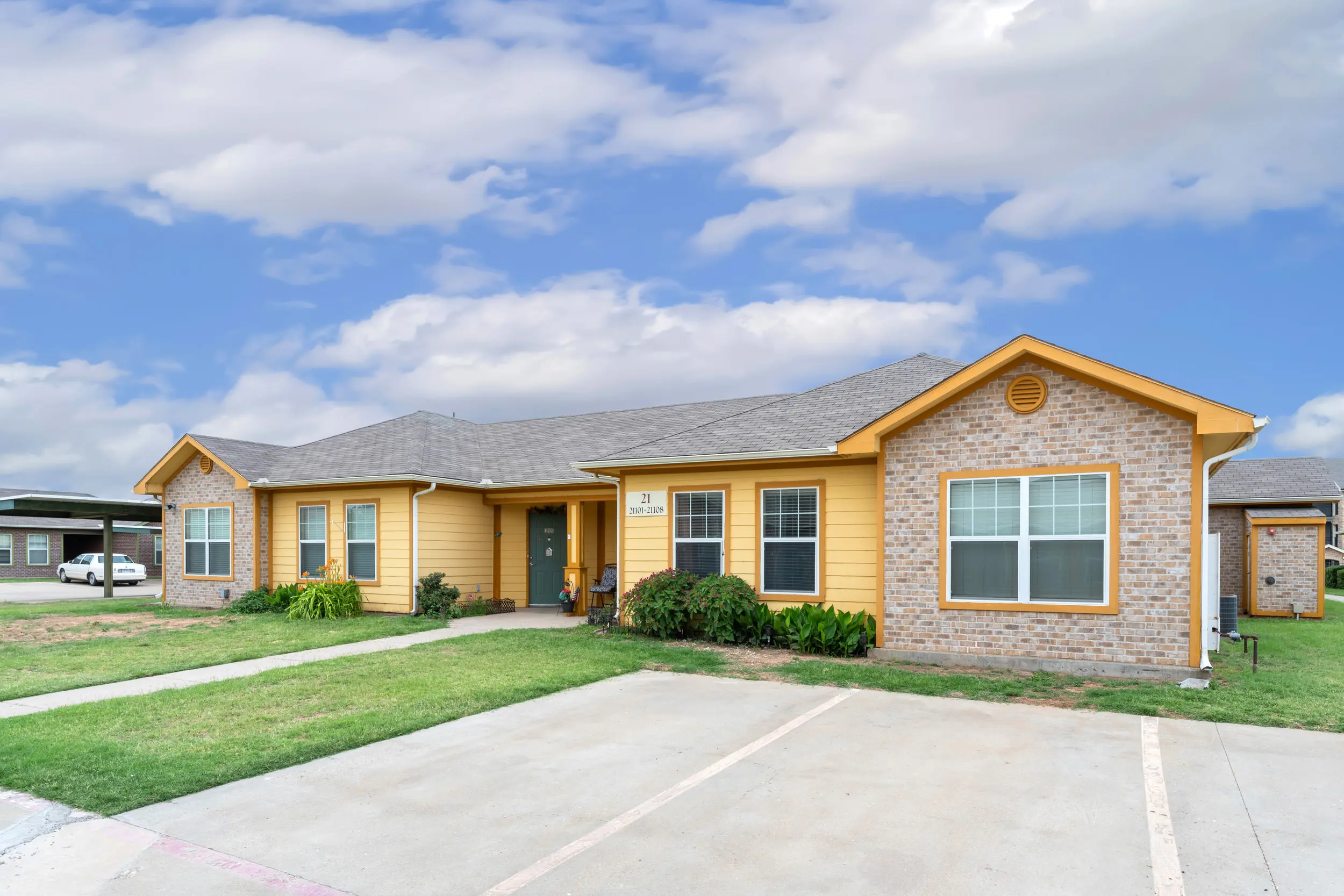 Affordable Housing Real Estate Investment Sales - Hillcrest Manor